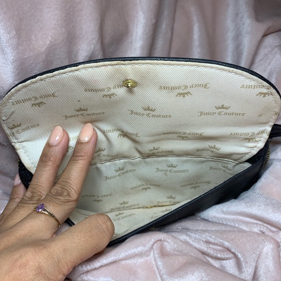 Juicy Couture Crossbody Wallet - Picture 6 of 8